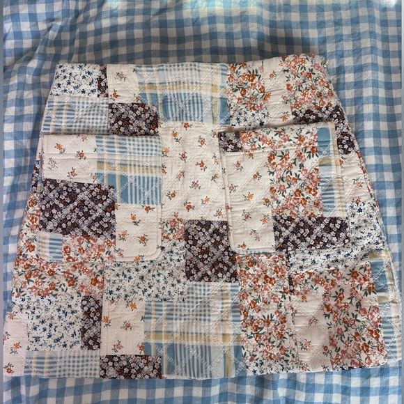 Sezane Ginkie Skirt - Picture 2 of 7